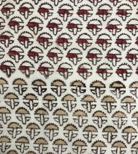 Tela de Algodón Estampada a Mano con Bloques Tradicionales |   Diseño Étnico Completo - Product Image 3