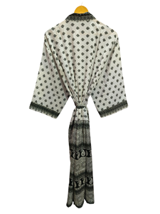 Túnica India Floral Seda Sari Kimono Vintage Sari Robe Suave Playa Fiesta Vestido Indio Hecho A Mano Seda Kimono - Product Image 4