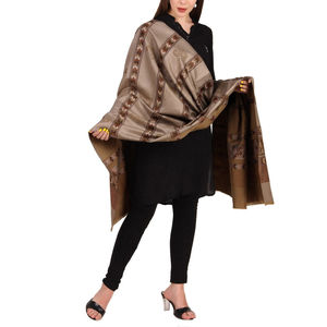 Écharpe en laine unie chaude d'hiver pour femmes, châle chaud à vendre, tissu doux, double face, châle décontracté pour femmes - Product Image 3