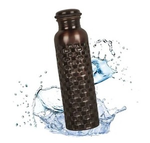 Venta de Fábrica, Precio Económico, Botella de Cobre y Mármol de 650 ml, Bebedero de Plástico Sostenible, Fusión Perfecta de Belleza y Funcionalidad - Product Image 6