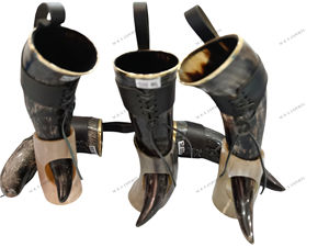Cuerno para beber de búfalo auténtico de 500ml con acabado natural Estilo vikingo Soporte de cuerno pulido y soporte de cuero Precio a granel - Product Image 6