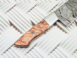 Couteau de chef en acier Damas à lame robuste avec manche en bois, compatible lave-vaisselle, tranchant supérieur pour une durabilité à long terme - Product Image 6