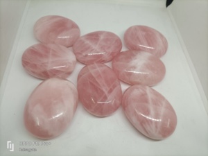 Piedra de Cuarzo Rosa Natural Pulida, Piedra de Palma Curativa para Meditación, Reiki, Chakra, Energía del Amor, Venta al por Mayor - Product Image 4