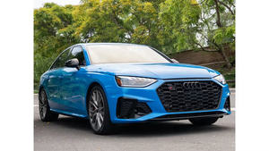 Audi S4 Premium Plus 2022, d'occasion en excellent état - Product Image 4