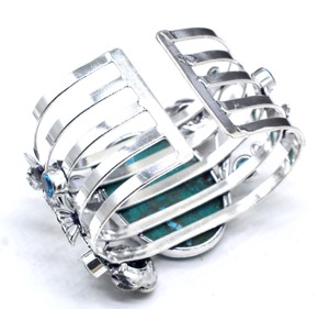 Manchette en argent sterling 925 faite à la main pour femmes motif floral topaze bleu turquoise meilleur cadeau de mariage pour les fêtes chrétiennes - Product Image 3