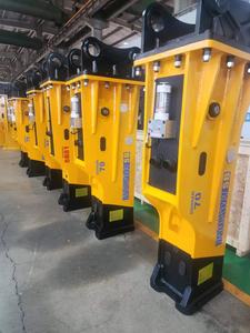 SOOSAN Disjoncteur hydraulique SB70 Type de boîte avec disjoncteur de système de graisse automatique adapté aux excavatrices de 16 à 21 tonnes pour les démolitions - Product Image 3