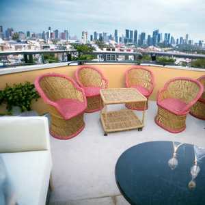 Ensemble 4 chaises de jardin élégant pour restaurant avec table Meubles en canne de bambou pour hôtel, restaurant, piscine, jardin et pelouse - Product Image 1