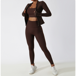 Ensemble 2 pièces de vêtements de sport et de yoga pour femmes, coupe ajustée, respirant, séchage rapide, vente en gros - Product Image 1