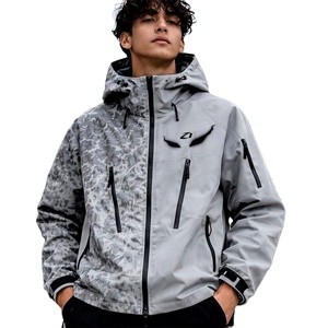 Fabricante de Ropa Personalizada, Chaqueta Impermeable con Capucha y Cierre de Cremallera, Diseño a Rayas o Sólido, Unisex - Product Image 1