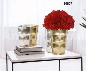 Jarrones Decorativos Metálicos - Product Image 1