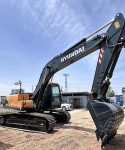 Excavadora sobre orugas Hyundai R215VSN de 20,9 toneladas con cubo 0,92 M3 Maquinaria de movimiento de tierras en stock para la venta - Product Image 3