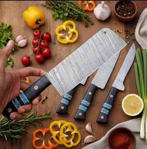 Juego de Cuchillos de Chef Hechos a Mano de Alta Calidad, Acero de Damasco, con Mangos de Madera, Juego de 7 Piezas con Funda de Cuero - Product Image 4