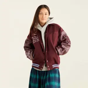 Özel Neon renk yün nakış yamalar Logo Letterman beyzbol deri kollu nefes üniversite ceketleri erkekler için