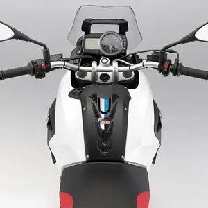 Adesivo Protettivo Serbatoio Moto in Resina Fibra di Carbonio 3D su Misura Compatibile con BMW F650GS - Product Image 1