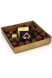 <b>Decorative</b> metal serving tray crafted <b>for</b> gifting & gatherings, ideal <b>for</b> presenting chocolates and sweets beautifully - Product Image 4