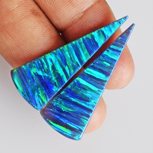 Par de Ópalos de 9 Quilates, Tamaño de Cabujón 37x14x2 MM, Forma Trillón, Pendientes Hechos a Mano, Fabricación de Joyas, Par de Piedras Preciosas, Proveedor de Ópalos de Diseño - Product Image 1