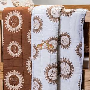 Manta de Bebé Reversible Personalizada de Alta Calidad, Suave Manta de Bebé Jaipuri con Estampado de Sol Hecho a Mano, Relleno de Algodón al por Mayor para Invierno - Product Image 4