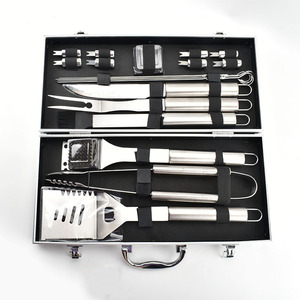 Juego de herramientas de cocina portátil para barbacoa al aire libre, 19 Uds., parrilla de barbacoa de acero inoxidable con caja de aluminio y delantal para asar a la parrilla - Product Image 4