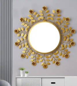 Cadre de miroir de couleur or en fer de qualité Design de fil moderne avec forme de fleur pour le mur Idéal pour les accessoires de salon - Product Image 2