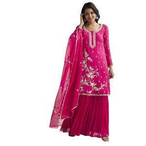Ensemble Sharara brodé à paillettes roses avec Dupatta pour les réceptions de fêtes de mariée indiennes en gros et les cérémonies personnalisées - Product Image 2