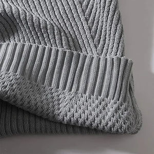 Suéter de Forro Polar Grueso de Lujo para Hombre, Colección de Invierno, Talla Grande, Cuello Camisero, Color Puro, Tejido de Punto - Product Image 4