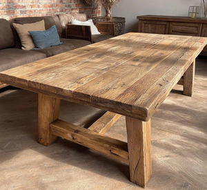 Mesa de Comedor KALATRI de Madera Maciza de Nogal con Borde Natural, Hecha a Mano, Ecológica, Ensamblada, Estilo Rústico, Moderno, con Detalles Metálicos - Product Image 2