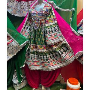 เดรสวินเทจของผู้หญิงคูจิแฟชั่นสีเขียวสไตล์วินเทจแฟชันปรับแต่งได้ตามสมัยนิยม2025 - Product Image 5