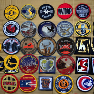 Badge brodé - Product Image 1