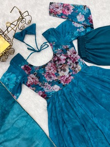 Ensemble Kurta en Soie Organza Pure Imprimée avec Dupatta et Palazzo – Tenue Indienne de Créateur pour Femme, Idéale pour Tenue Décontractée, Festive, Mariage ou Soirée - Product Image 6