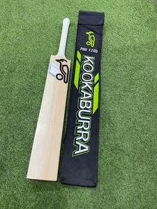 Batte de cricket pakistanaise pleine grandeur, durable et écologique pour adultes, Super Power Cannon, en saule anglais, avec housse de protection intégrale - Product Image 2