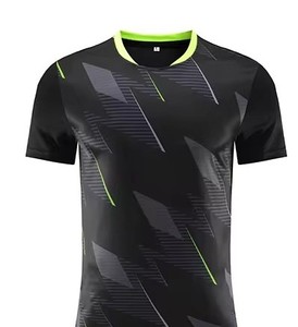 Juego de uniforme de fútbol personalizado para hombre, kit de uniforme de fútbol transpirable de poliéster 100% para ropa de club y uso de entrenamiento - Product Image 4