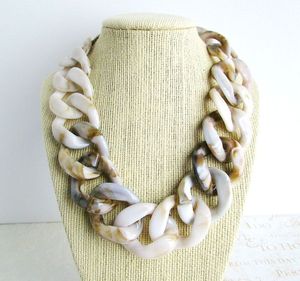 POR DEBAJO DE LA MEJOR CALIDAD ENLACES DE CADENA DE RESINA DISPONIBLES TODOS LOS TAMAÑOS y todos los colores de la cadena de resina Precio de comercialización - Product Image 4