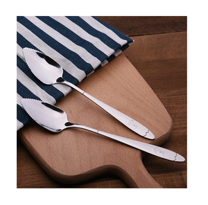 Cuillère à pamplemousse en acier inoxydable la plus vendue Cuillère à pamplemousse en acier inoxydable avec logo personnalisé - Product Image 1