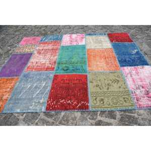 Alfombra Turca Vintage de Lana, 5x6.3 pies, Alfombra de Área con Diseño de Parches Rojos y Azules, Base de Látex - Product Image 4