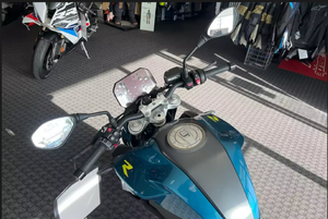 Motocicleta Deportiva B-M-W F 900 R en Venta - Product Image 3