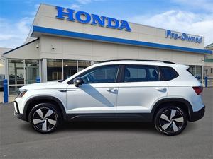 รถยนต์ Volkswagen Taos S 4Motion ปี 2024 เกียร์อัตโนมัติ เอกสารครบถ้วน ไม่มีประวัติอุบัติเหตุ ไมล์น้อย พร้อมส่ง - Product Image 3