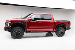Oferta Súper Caliente 2024 Ford F-150 Raptor R Supercargado con Motor Predator V8 de 5.2 Litros - Product Image 4