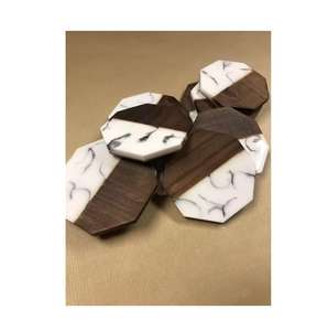 Sous-verre en résine et en bois à forte demande avec support en bois Sous-verres uniques de tasses à thé de couleur personnalisée - Product Image 3