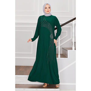Elegante Vestido Hijab A-Line Color Verde Esmeralda con Cuello Alto y Detalles de Pedrería, Elemento de Moda Sencillo - Product Image 1