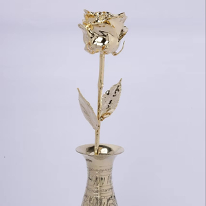 Florero moderno con acabado dorado-Centro de mesa elegante para eventos, salones de banquetes y decoración del hogar - Product Image 1