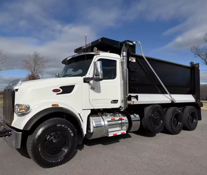 Camion benne d'occasion Peterbilt 567 à trois essieux, moteur puissant 2024 - Paccar, boîte de vitesses automatique Allison 6 rapports, prêt à être expédié dans le monde entier - Product Image 1
