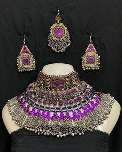 Lujoso conjunto de joyería tribal afgana multicolor con gargantilla de tono dorado pesado con piedras circulares y de luna creciente a juego - Product Image 6