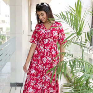 ชุดเดรสสั้นผ้าฝ้ายบล็อกมือสไตล์อินเดียชุดของขวัญสำหรับเพื่อนเจ้าสาวชุดเดรสพิมพ์ลายดอกไม้สำหรับใส่ในฤดูร้อนของขวัญสำหรับผู้หญิง - Product Image 1