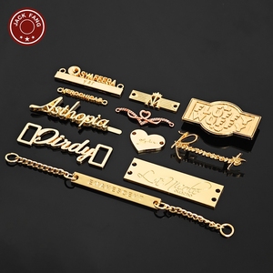 Étiquette métallique dorée personnalisée pour sacs, hijabs, abayas, foulards, chaussures, vêtements – Logo de marque sur mesure - Product Image 3