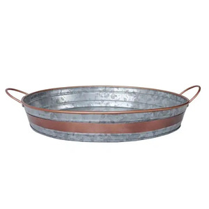 Plateau de service rond galvanisé rustique en métal avec poignées pour servir de la nourriture et des boissons pour les fêtes Fournitures pour la maison et les hôtels - Product Image 2