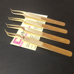 Pince à épiler en acier inoxydable plaqué or à motif pointillé poignée avec logo personnalisé pour extension de cils incurvés à 45 degrés - Product Image 1