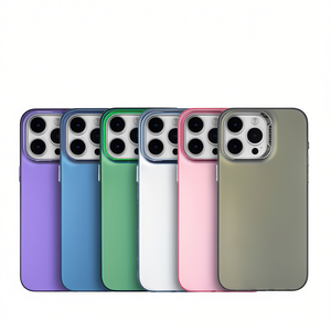 Pour 14 Pro Étui en TPU+PC métallique antichoc électro-plaqué - Product Image 1