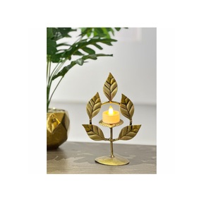 Porte-bougie en feuille d'or fait main en gros |   Support à bougie moderne en métal |   Meilleur vendeur, accessoire de décoration pour la maison, bougeoir de luxe pour la décoration - Product Image 1