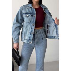 Veste en jean classique à col boutonné avec poche 6081 - Denim bleu moyen - Product Image 6