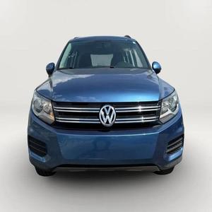 Volkswagen Tiguan Limited 4Motion 2018 - Product Image 1